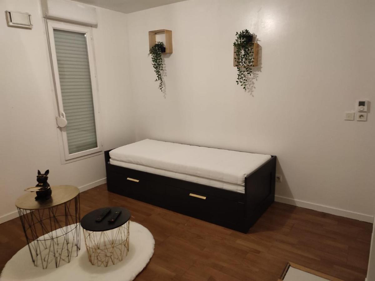 Chaleureux Studio Kais Apartment Bron Luaran gambar