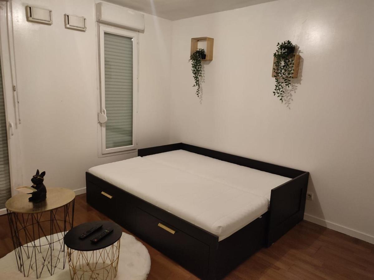 Chaleureux Studio Kais Apartment Bron Luaran gambar